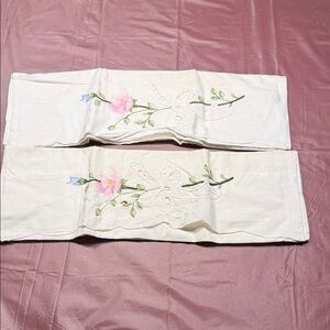 Floral Embroidered Cream Fabric Belt